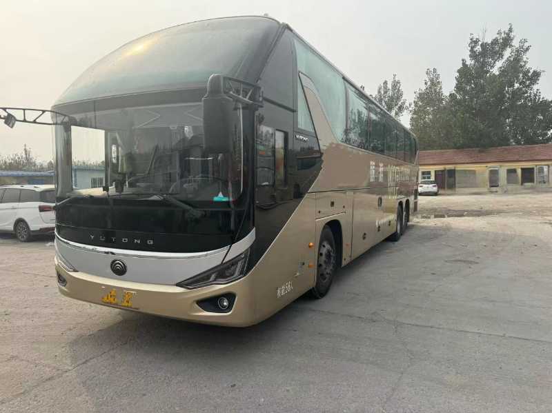 2021年9月 帶全年保險(xiǎn)東北配國六56座后吊輪宇通6137