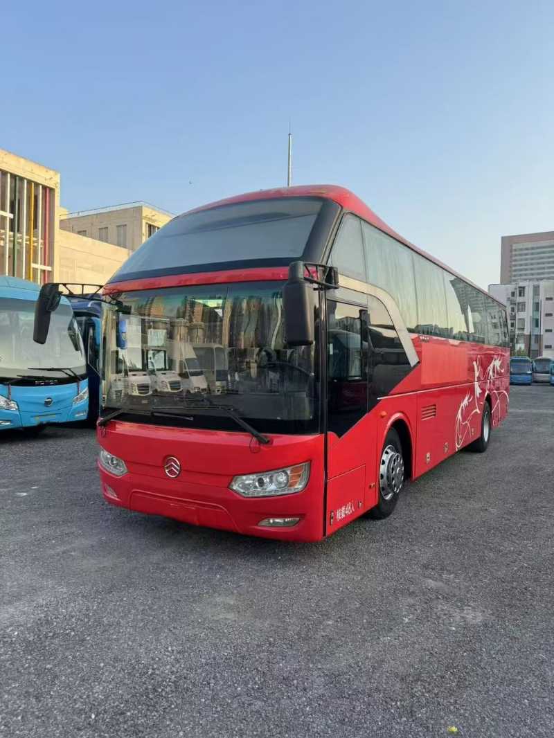 2016年10月 國五48座鍋爐暖風天然氣LNG金旅6112旅游車