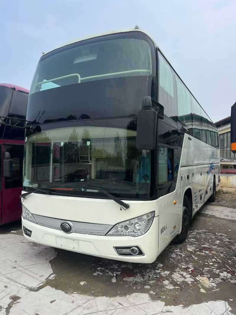 2017年1月 國(guó)五54座宇通6118營(yíng)運(yùn)車 