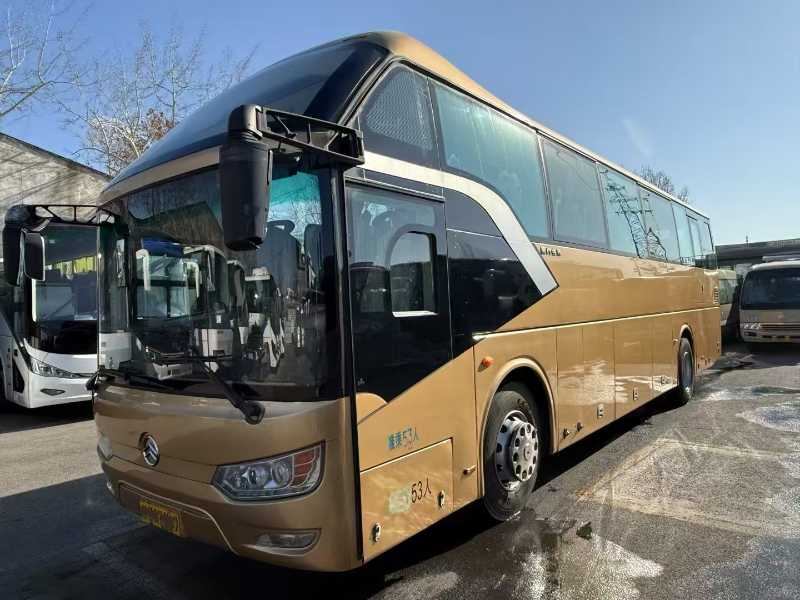 2016年上牌國五非營運53座金旅6112氣囊車
