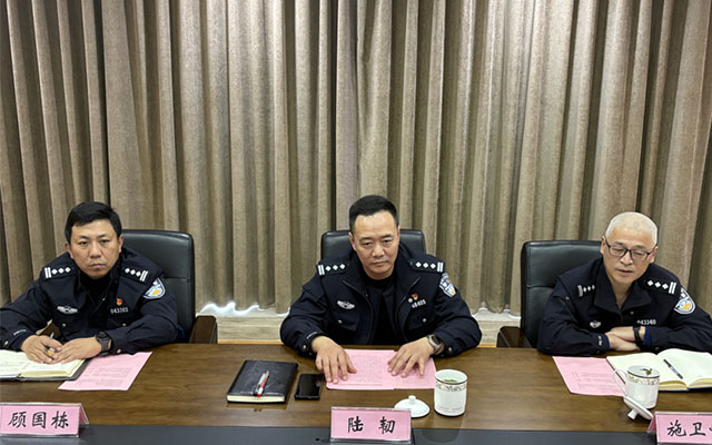 蘇州公交內(nèi)保調(diào)研 警企攜手筑牢城市出行安全網(wǎng)