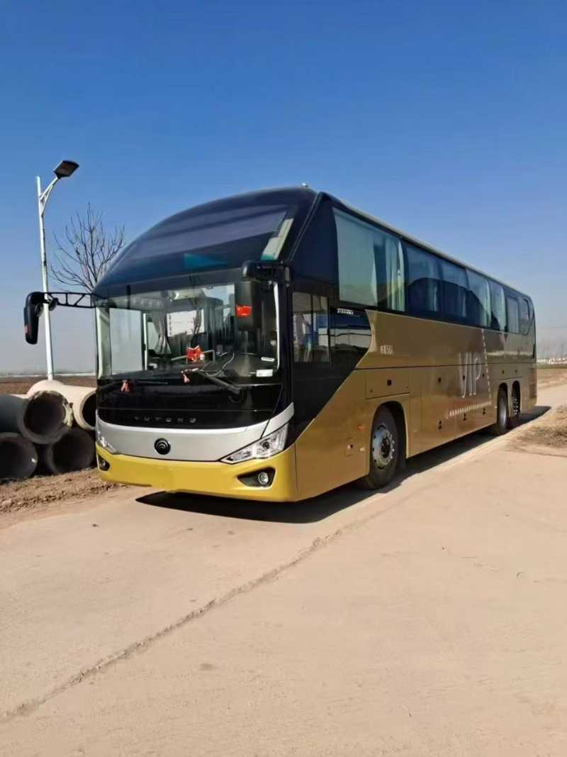 2021年6月上牌兩臺國五56座后吊輪宇通6137旅游車