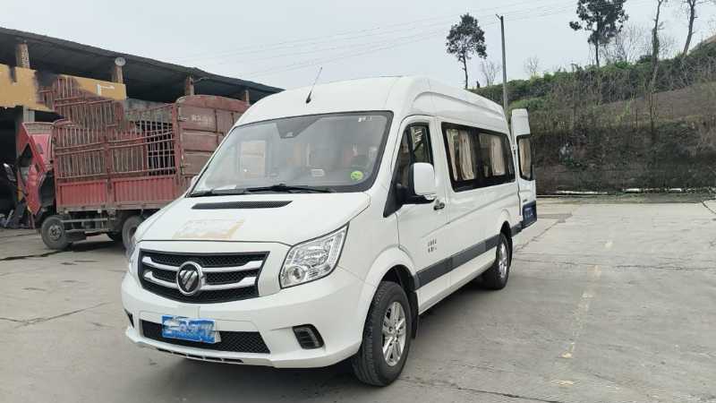 2021年12月多臺國六9座藍牌圖雅諾雙檔營運車