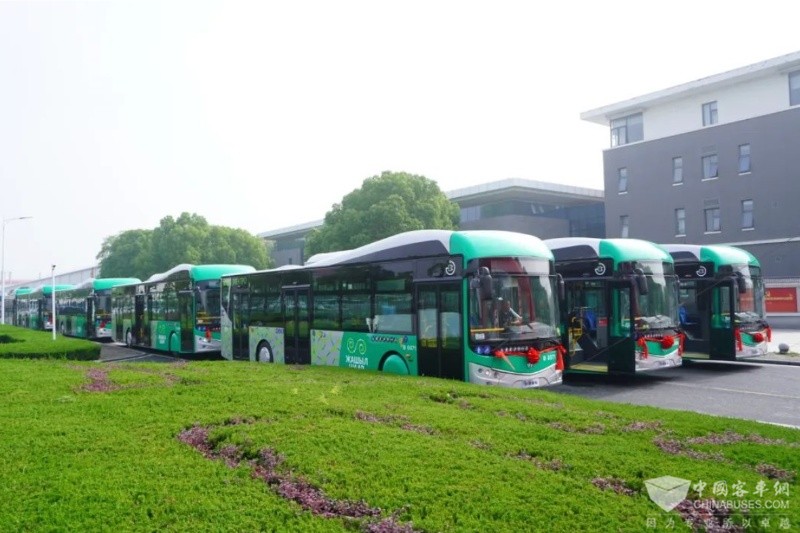 120臺安凱新能源客車出口吉爾吉斯斯坦