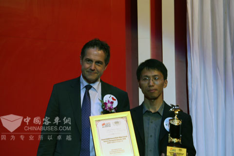 中通客車LCK6899H榮獲2010世界客車聯盟年度最佳中型客車獎