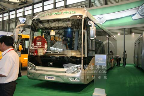 宇通ZK6125EGAA12米純電動低底盤電電混合公交