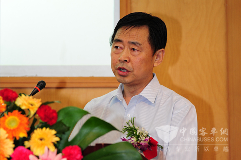 中通客車李海平董事長做主題報告