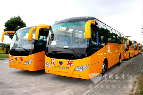 軟硬件護航 申龍校車要當全能管家
