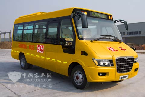 海格校車