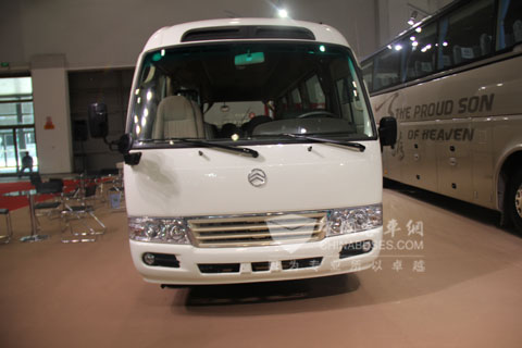 金旅考斯特客車