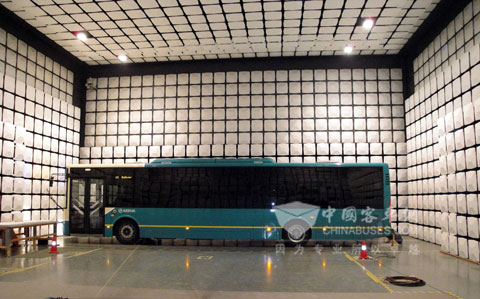 大金龍XMQ6127J車(chē)型進(jìn)行歐盟整車(chē)型式認(rèn)證