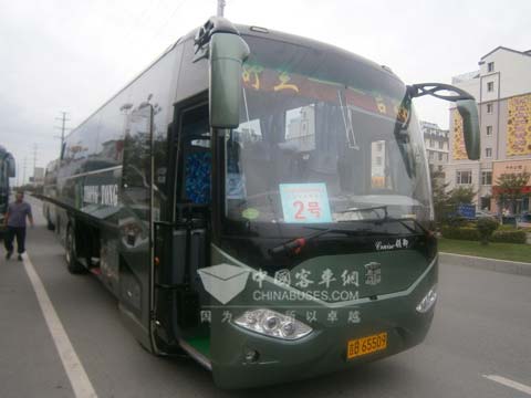 吉林吉隆公路客運有限責任公司采購的中通燃氣客車