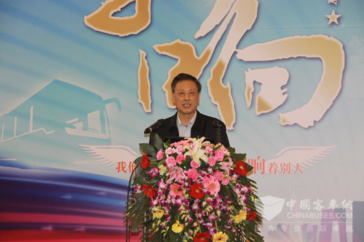 中國(guó)道路運(yùn)輸協(xié)會(huì)原會(huì)長(zhǎng)姚明德