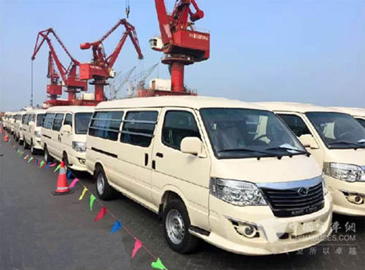 大金龍143臺公交車版金威出口科威特