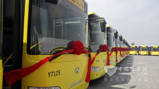 大金龍校車