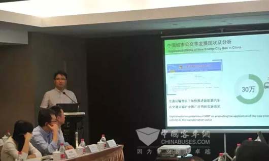 李斌:中國新能源公交車的應用現狀與趨勢