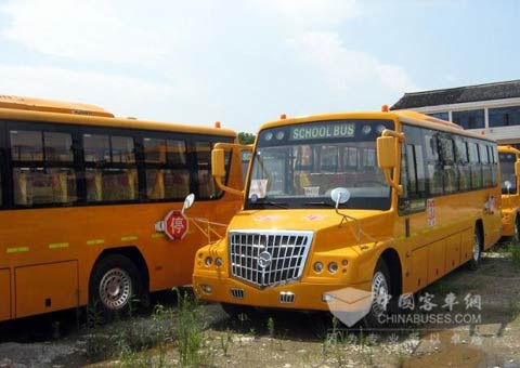校車閑置，因市場(chǎng)調(diào)研不足？