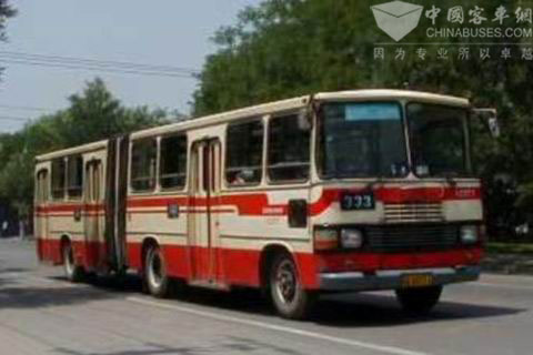 我國早期的公交車