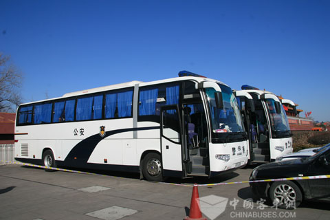 海格客車服務2011年全國兩會