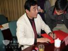 山東兗州公交董事長穆保國為影響中國客車業活動題詞