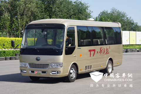 2015年6月2日，宇通高檔商務車T7在北京某汽車極限運動主題公園正式開啟了“新長征”品質見證之旅。
