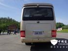 宇通T7擁有平直有力的車尾設計