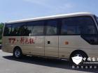 宇通T7流暢的車身腰線、全沖壓車身一體成型，呈現高精度設計。