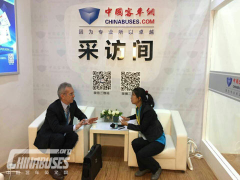 《2015中國客車海外市場采購指南》受海外參觀者熱捧