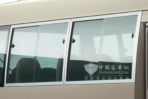 一汽豐田COASTER柯斯達高級車