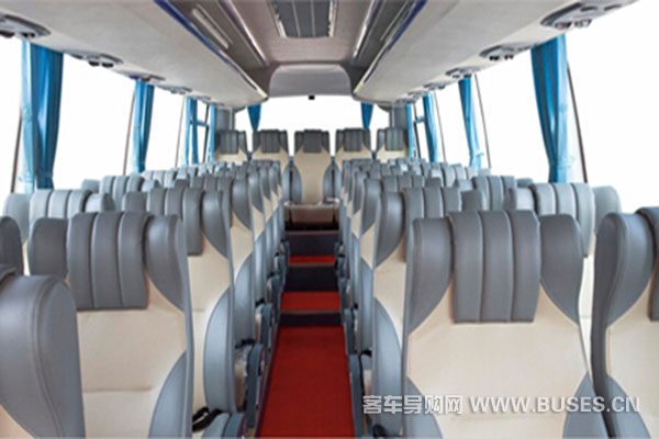五洲龍FDG6860CNG中短途客運客車（天然氣24-37座）