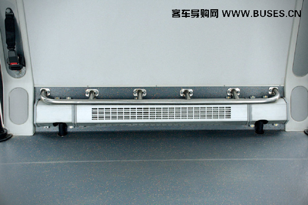 宇通ZK6140BD機場擺渡車（柴油10-118座）