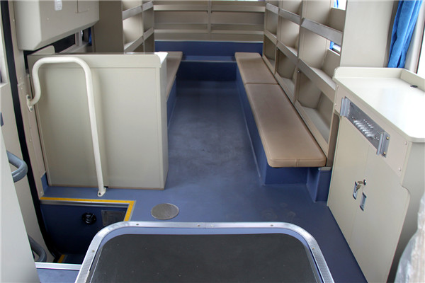 宇通ZK5070XDW1流動(dòng)服務(wù)車（柴油國五2-9座）