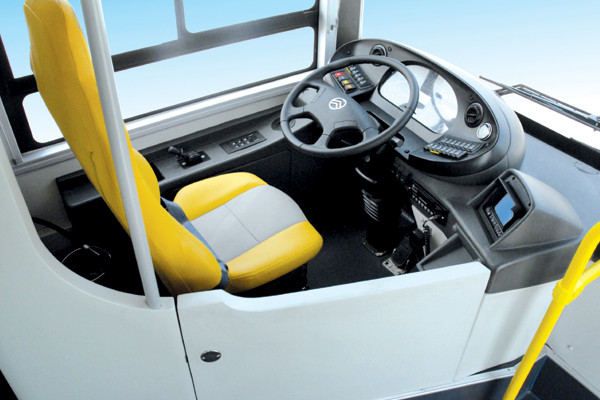 金旅XML6115JHEVG5C公交車（柴油/電混動國五20-40座）