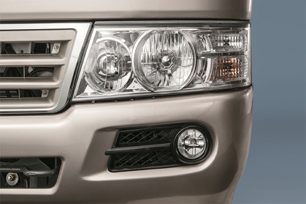 金旅XML5070XYL15醫療車（柴油國五2-9座）