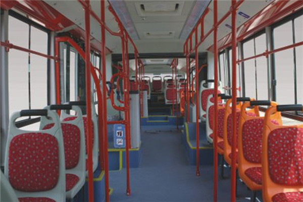 黃海DD6161B01N公交車（天燃氣國五24-51座）