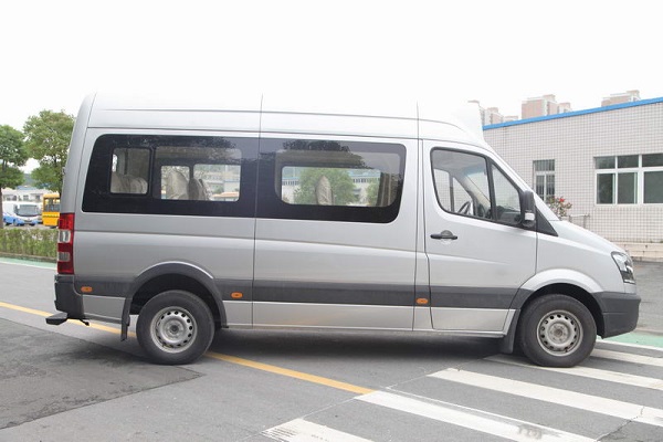東風EQ6600CBEV2公交車（純電動10-16座）