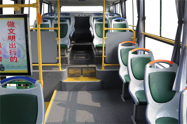 中車時代電動TEG6106EHEVN06公交車（天然氣/電混動國五24-36座）