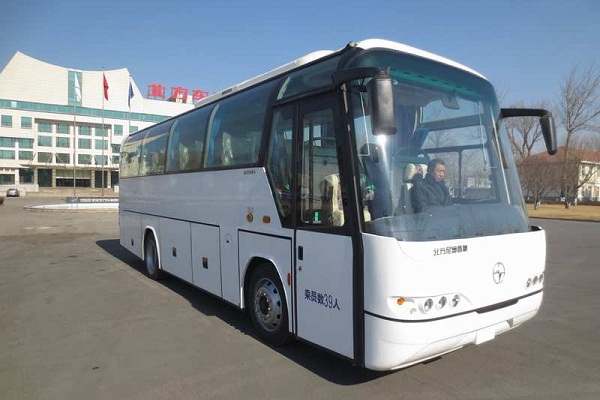 北方BFC6900L1D5客車（柴油國五24-39座）