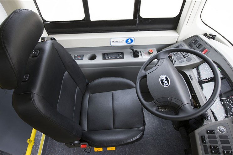 比亞迪BYD6121LGEV3公交車（純電動10-41座）