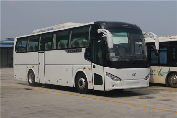 南京金龍NJL6117BEV8客車(chē)（純電動(dòng)24-53座）