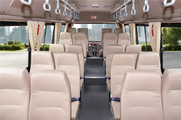金龍XMQ6806BGBEVL2公交車（純電動13-35座）