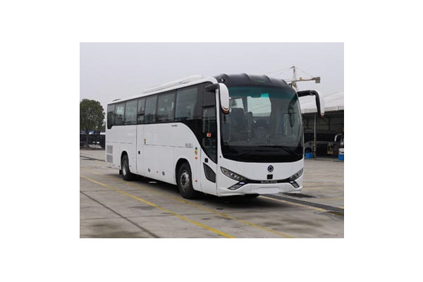 申龍SLK6126ALD6S客車（柴油國(guó)六24-52座）