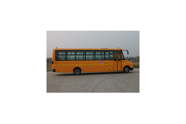 楚風HQG6960XC5小學生專用校車（柴油國五24-56座）