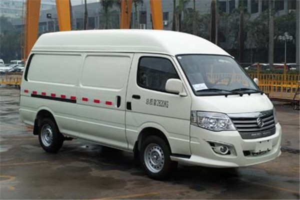 金旅XML5036XXY35廂式運(yùn)輸車(chē)（汽油國(guó)五2-5座）