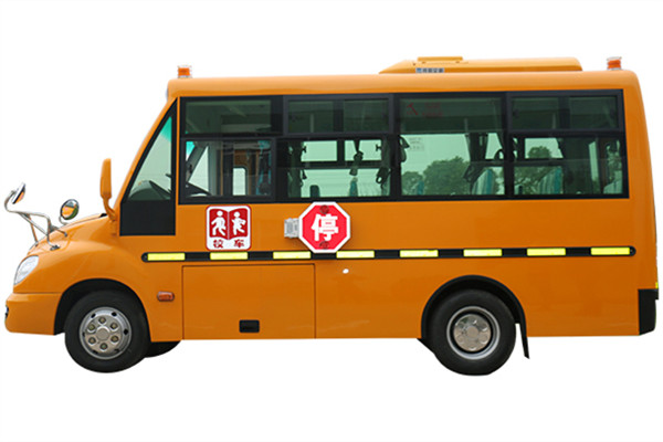 華新HM6570XFD5XS小學生專用校車（柴油國五10-19座）