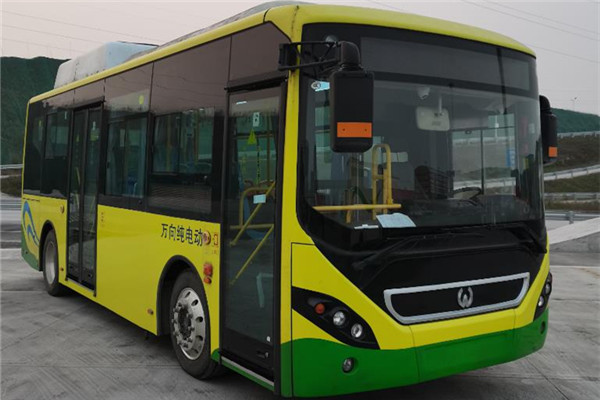 萬(wàn)向WXB6860GEV5低入口公交車（純電動(dòng)16-30座）