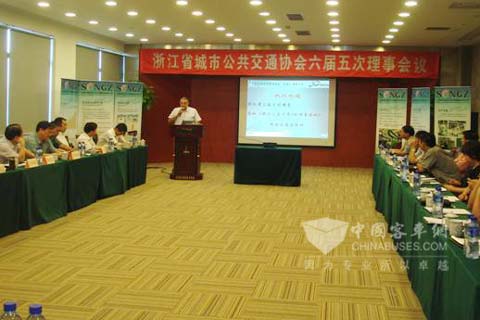 泰樂瑪副總兼技術(shù)總監(jiān)阿嵐歡迎各位代表