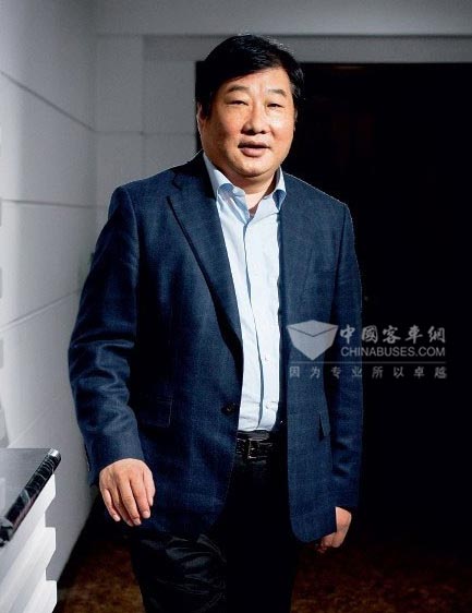 全國人大代表、中國內(nèi)燃機工業(yè)協(xié)會理事長、濰柴控股集團董事長譚旭光