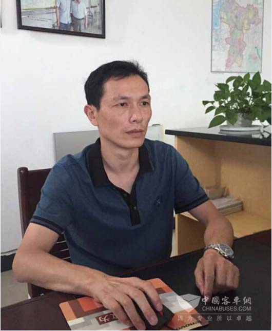 湖南汨羅途安校車(chē)有限公司總經(jīng)理胡志敏